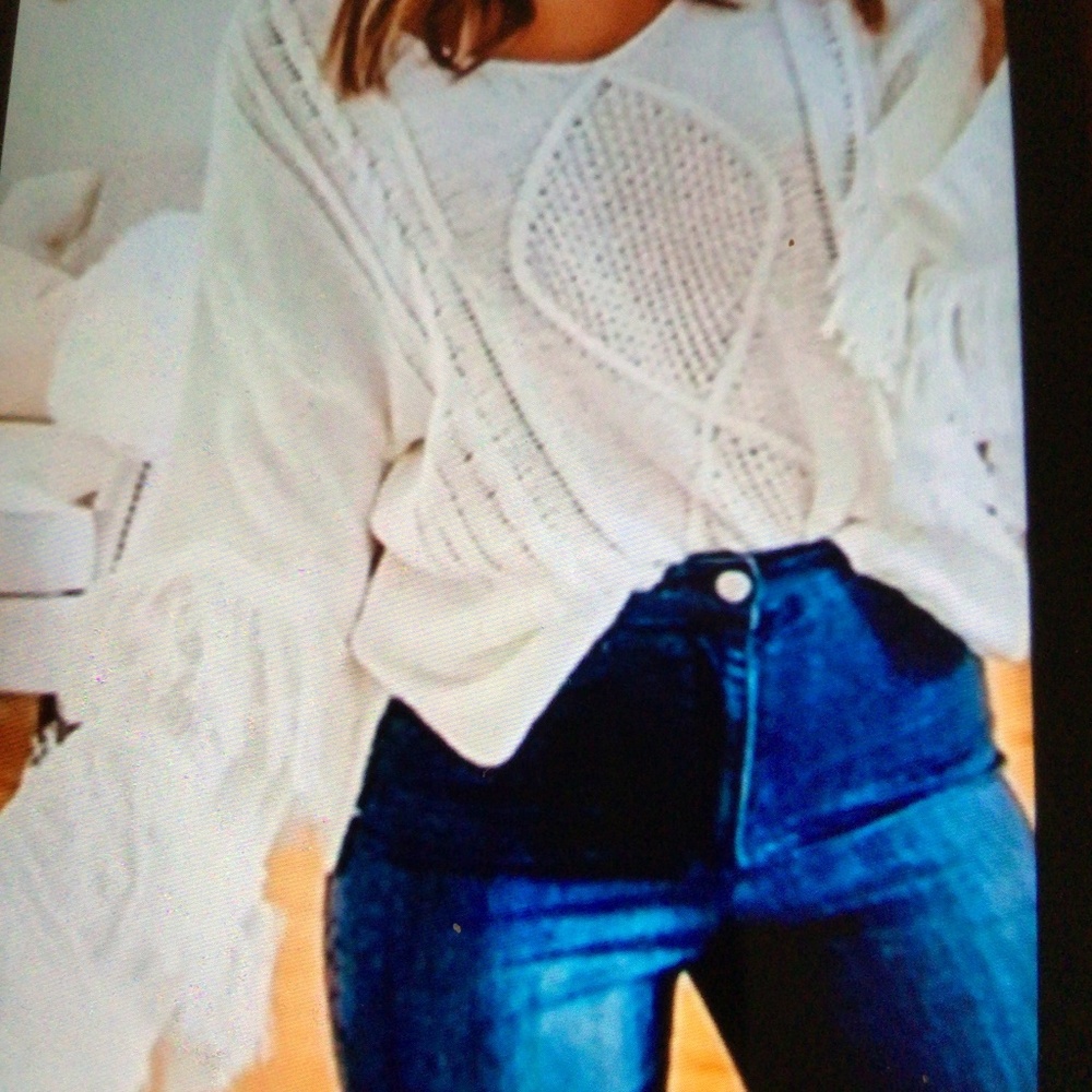 3xHP💝Ivory Boho vneck fringed sweater sz small - Picture 4 of 4